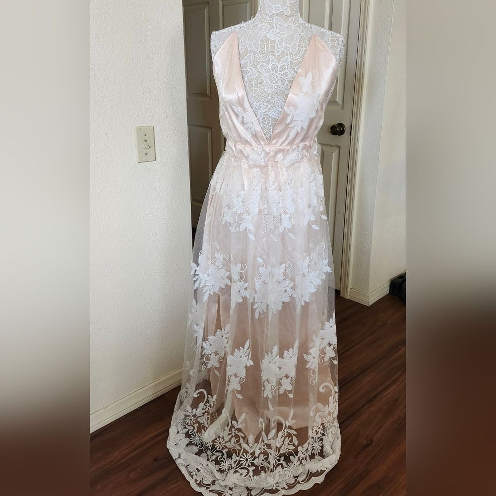 Boho Fairy Whimsical Tulle Flowy Floral Lace Bridal Gown Approximate Size Large - Picture 5 of 15